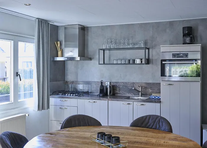 T Kaatsheuveltje 6 Tatil Evi *