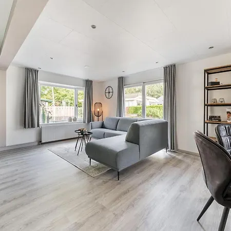 T Kaatsheuveltje 6 *